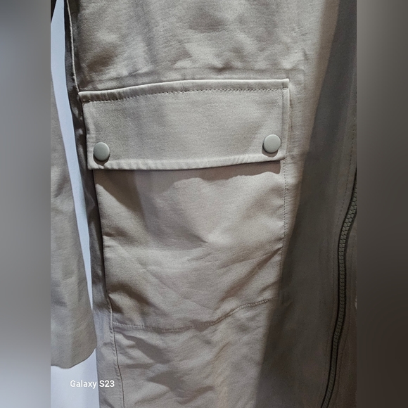 LANDS END RAIN COAT SIZE MEDIUM 10/12 - Picture 4 of 8